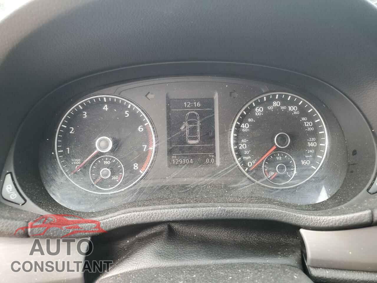 VOLKSWAGEN PASSAT 2014 - 1VWBP7A33EC004987