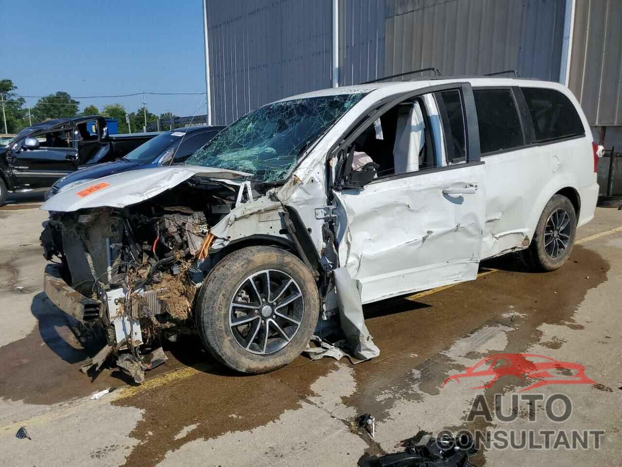 DODGE CARAVAN 2018 - 2C4RDGEG8JR250796