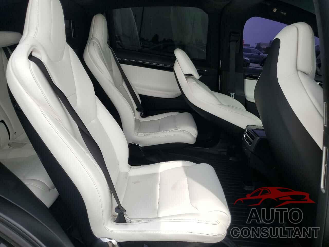TESLA MODEL X 2017 - 5YJXCBE41HF052862