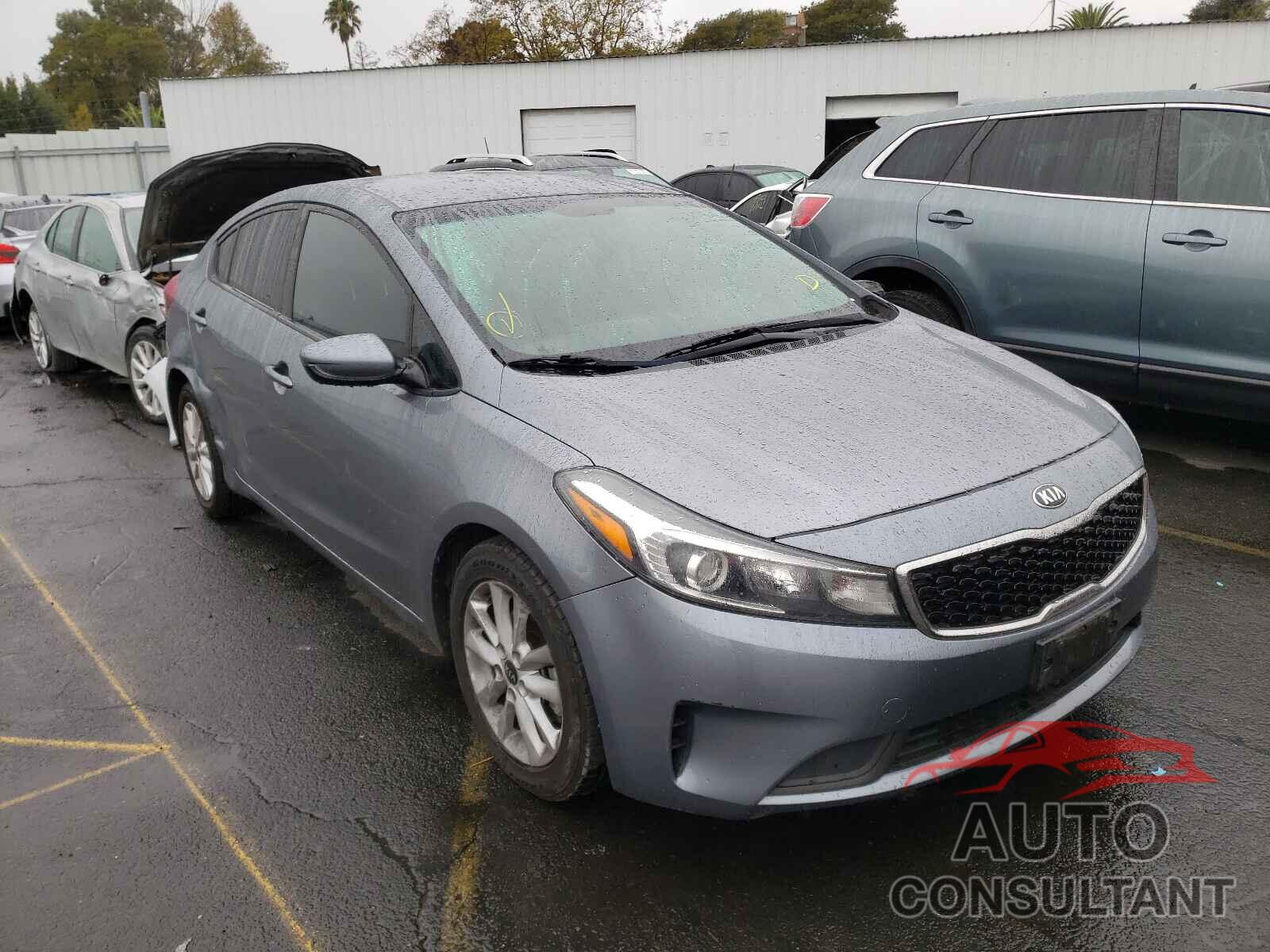 KIA FORTE 2017 - 3KPFL4A74HE016595