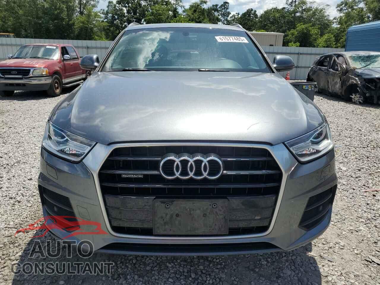 AUDI Q3 2017 - WA1JCCFS4HR010845