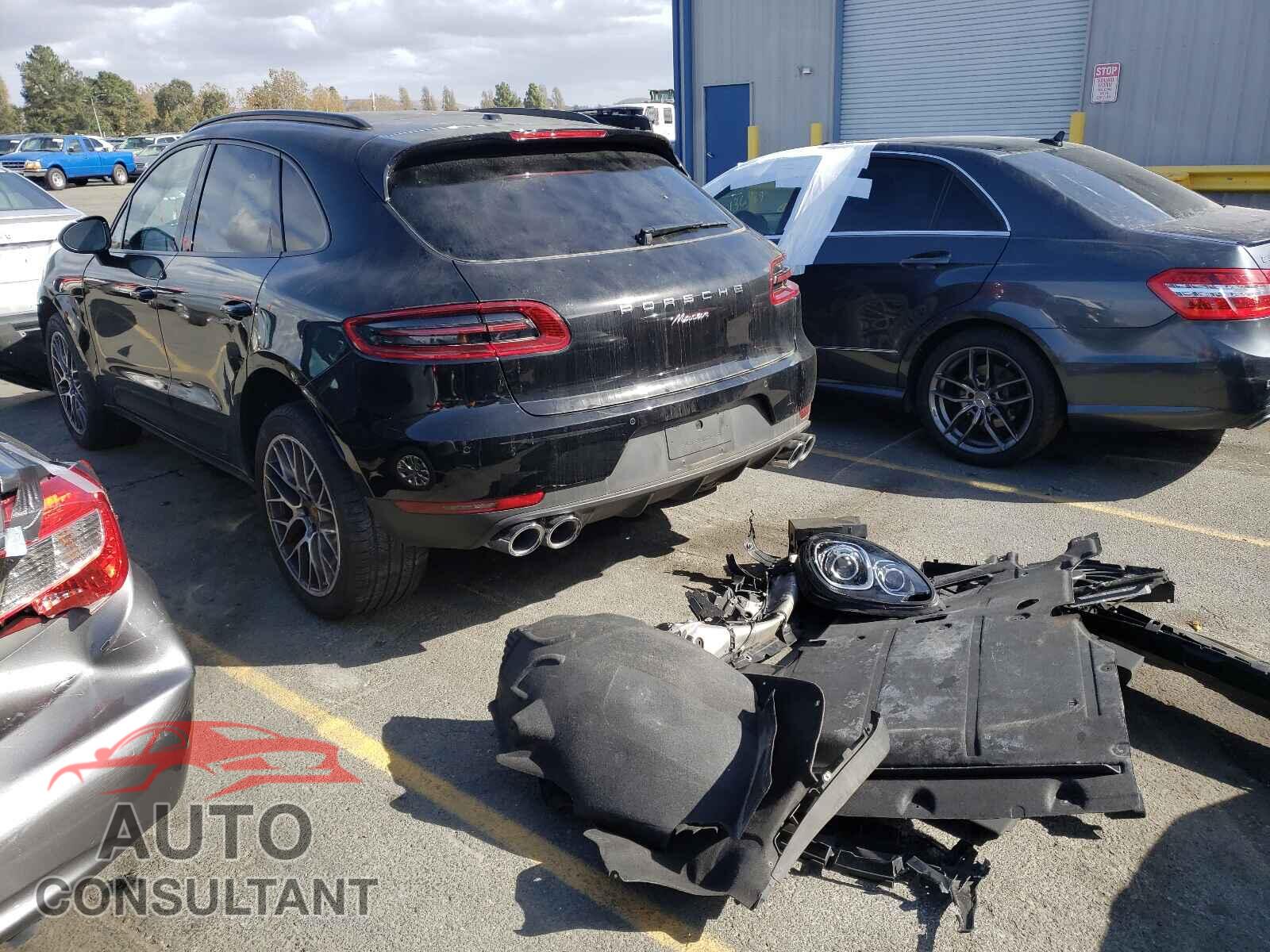 PORSCHE MACAN 2018 - WP1AA2A58JLB15659