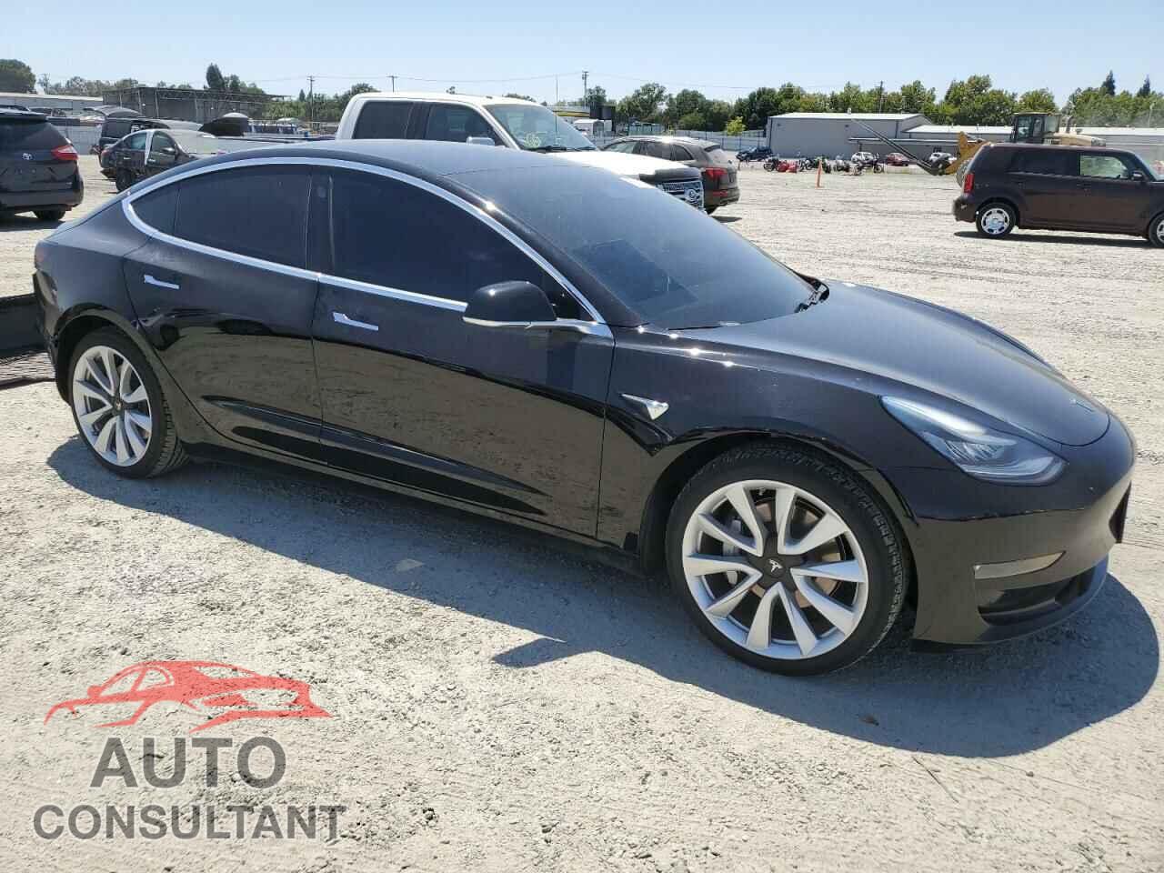 TESLA MODEL 3 2019 - 5YJ3E1EB2KF388710