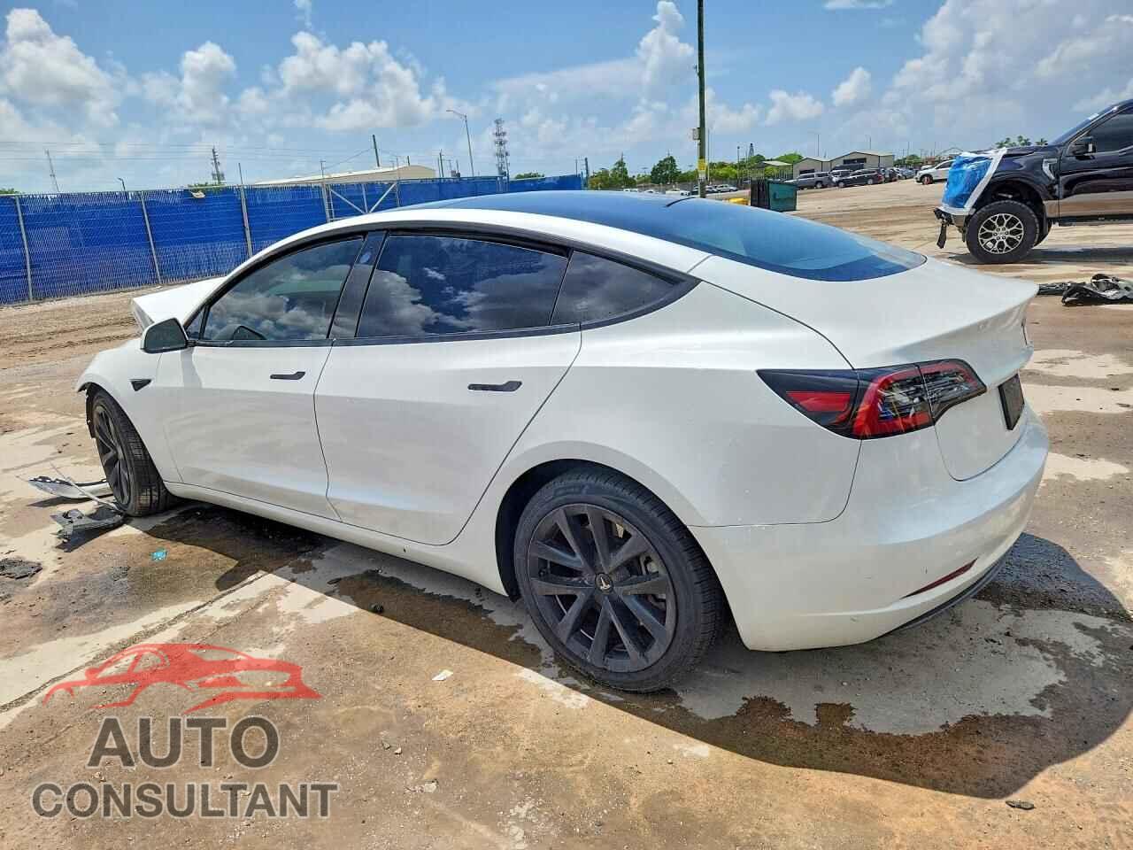 TESLA MODEL 3 2023 - 5YJ3E1EAXPF502807