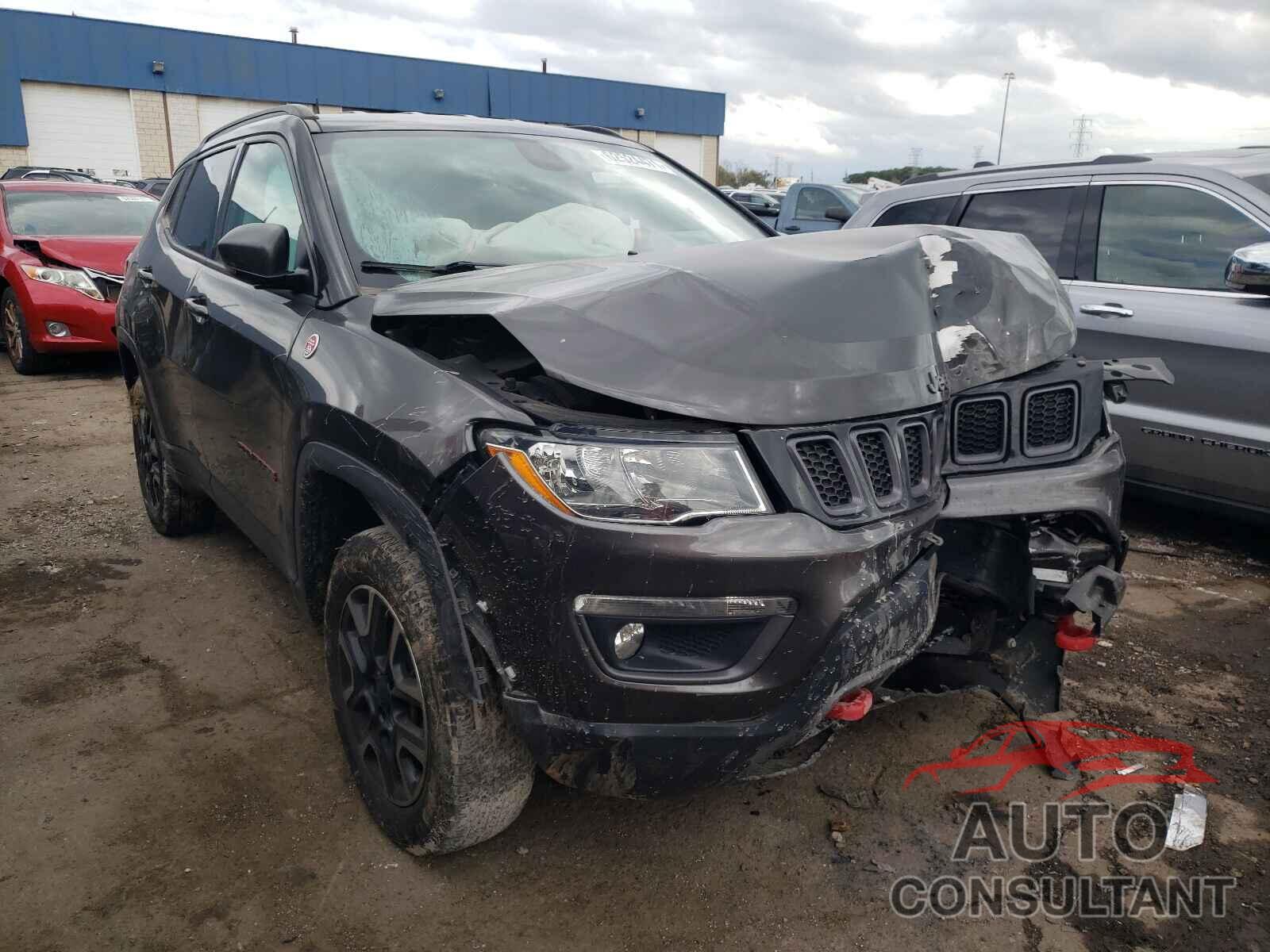 JEEP COMPASS 2018 - 3C4NJDDB9JT503018