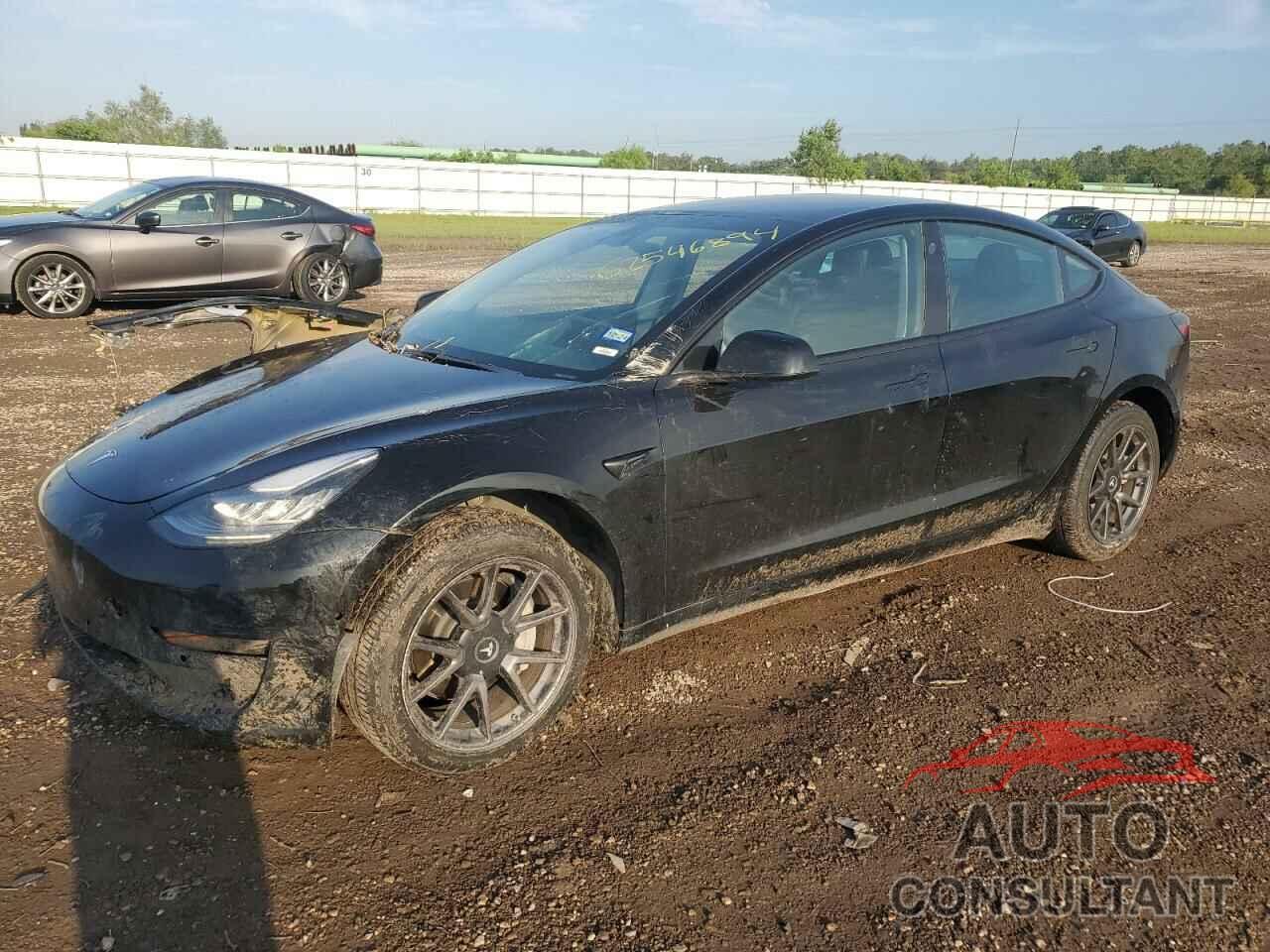 TESLA MODEL 3 2021 - 5YJ3E1EA7MF851144