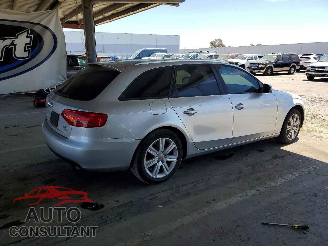 AUDI A4 2010 - WAUSFAFL9AA036373