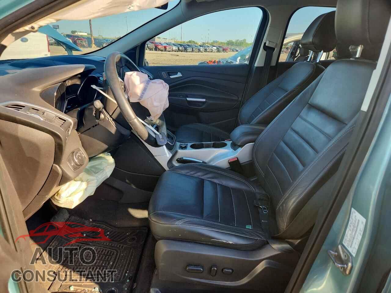FORD ESCAPE 2013 - 1FMCU0HX8DUB80602