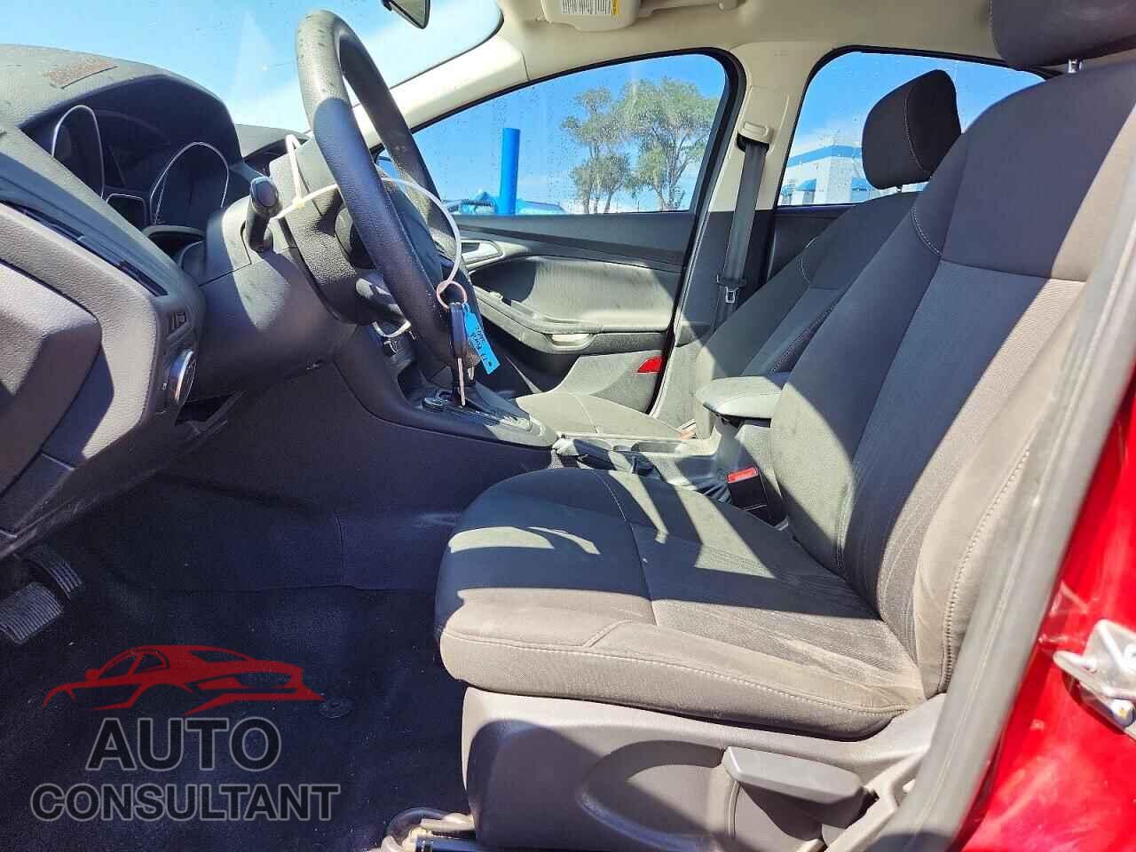 FORD FOCUS 2017 - 1FADP3K29HL337442
