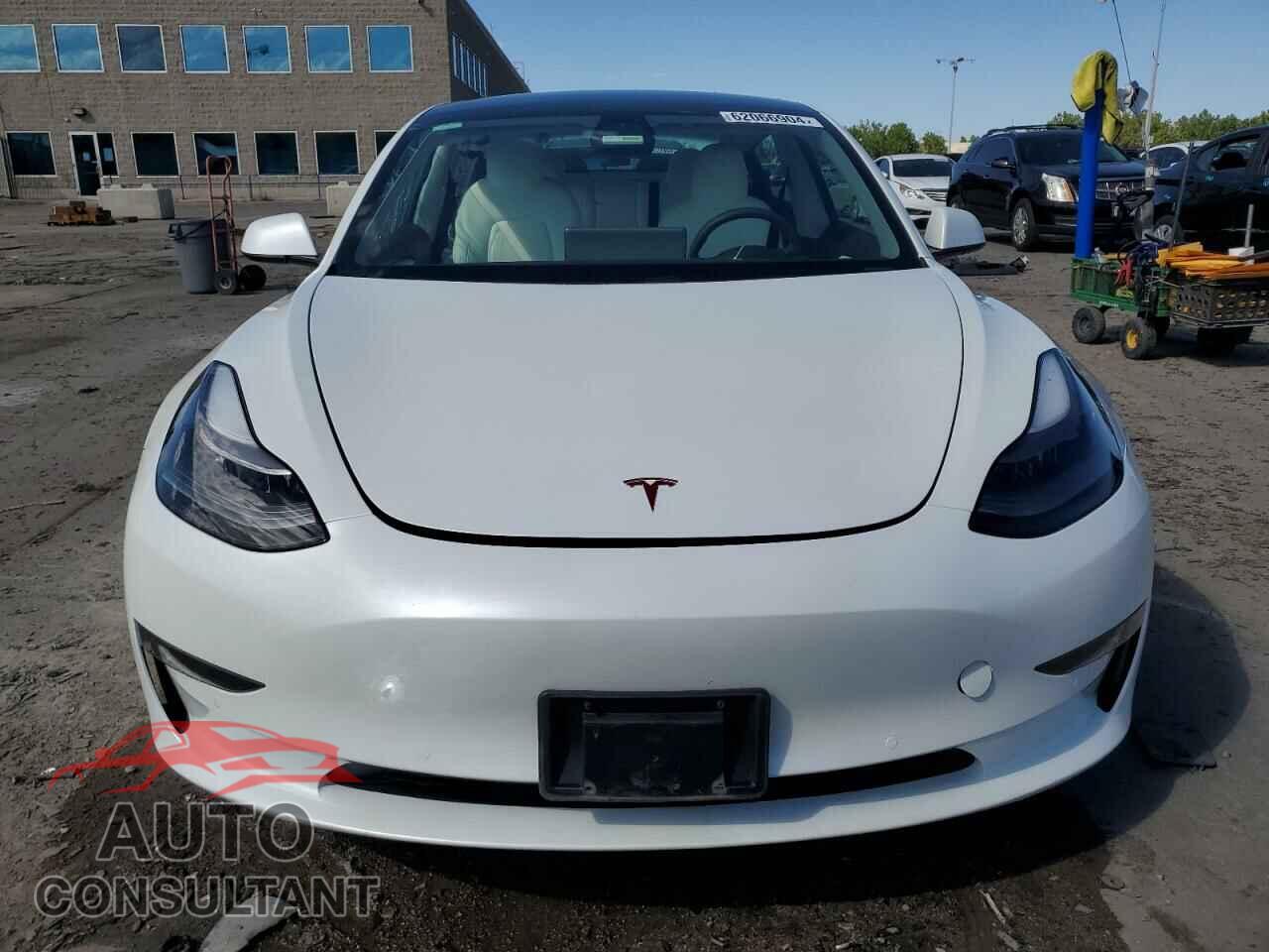 TESLA MODEL 3 2021 - 5YJ3E1EB5MF052987