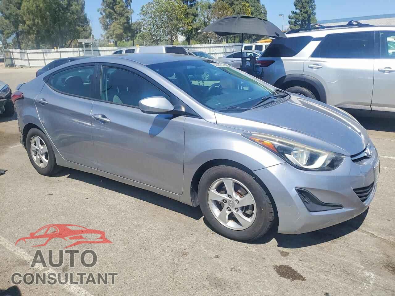HYUNDAI ELANTRA 2015 - 5NPDH4AE2FH561470