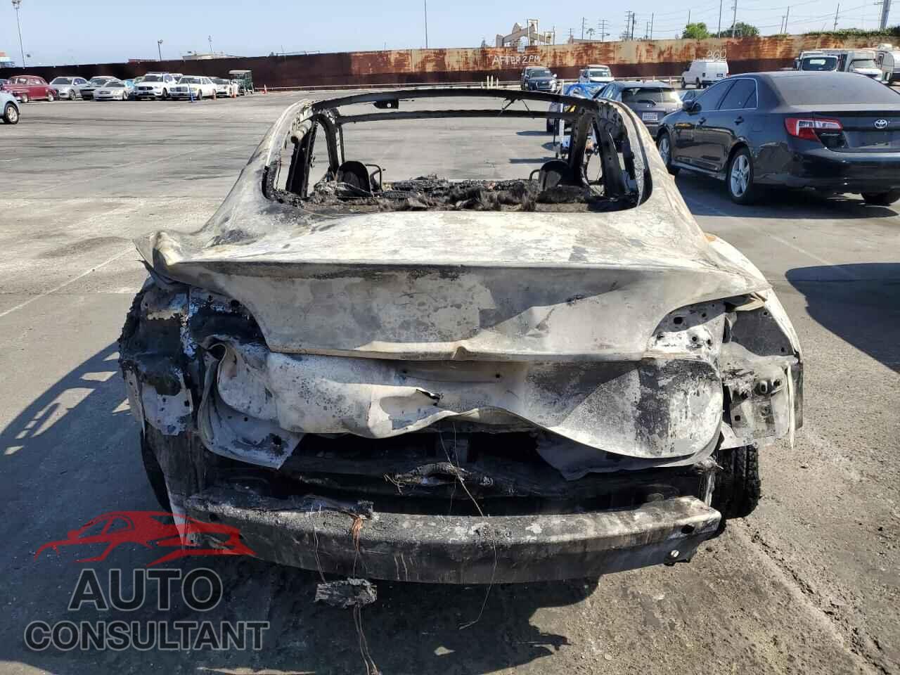 TESLA MODEL 3 2021 - 5YJ3E1EB5MF848185