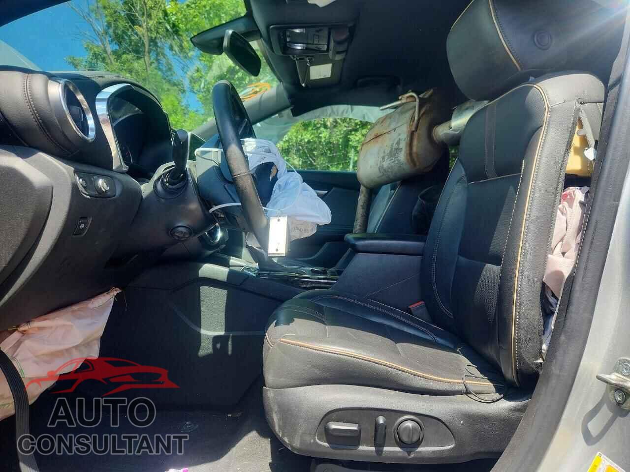 CHEVROLET BLAZER 2020 - 3GNKBLRS7LS552124