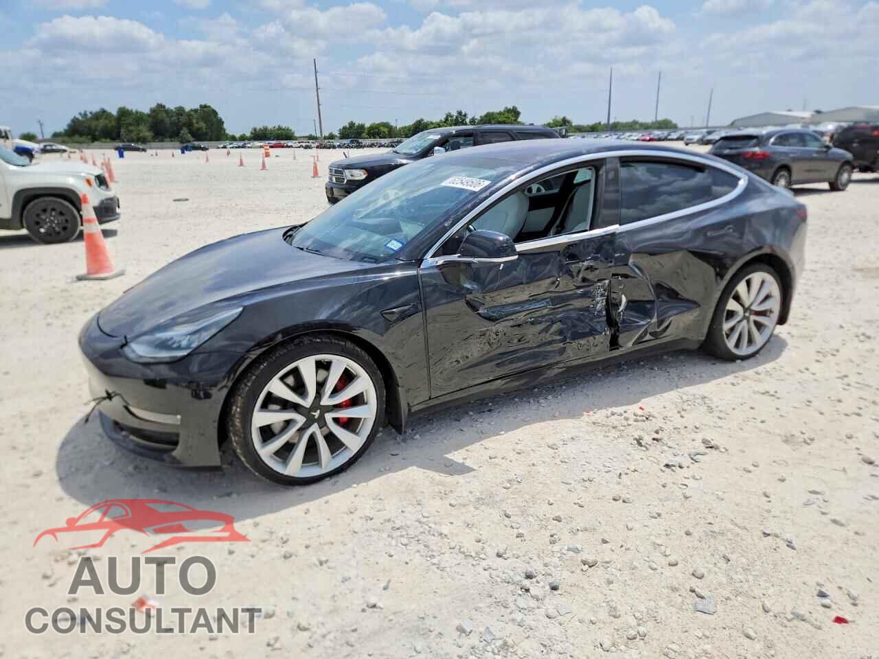 TESLA MODEL 3 2018 - 5YJ3E1EB7JF070077