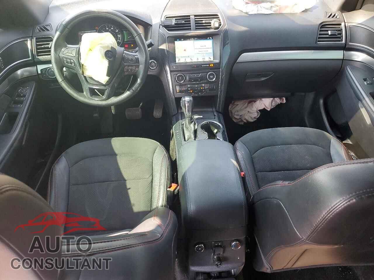 FORD EXPLORER 2018 - 1FM5K8D88JGB31065