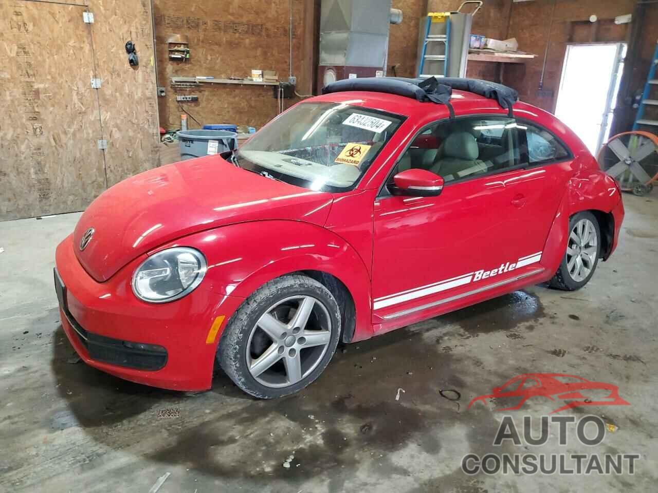 VOLKSWAGEN BEETLE 2013 - 3VWJP7AT1DM674515