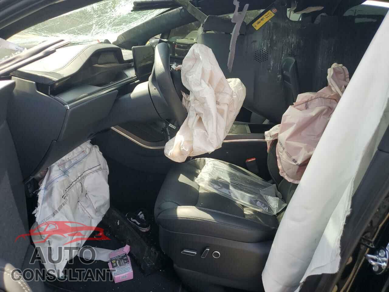 TESLA MODEL X 2024 - 7SAXCBE67RF444346