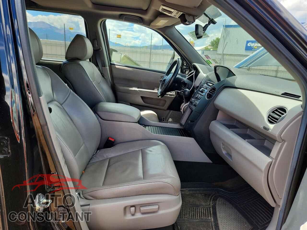 HONDA PILOT 2013 - 5FNYF4H54DB032546