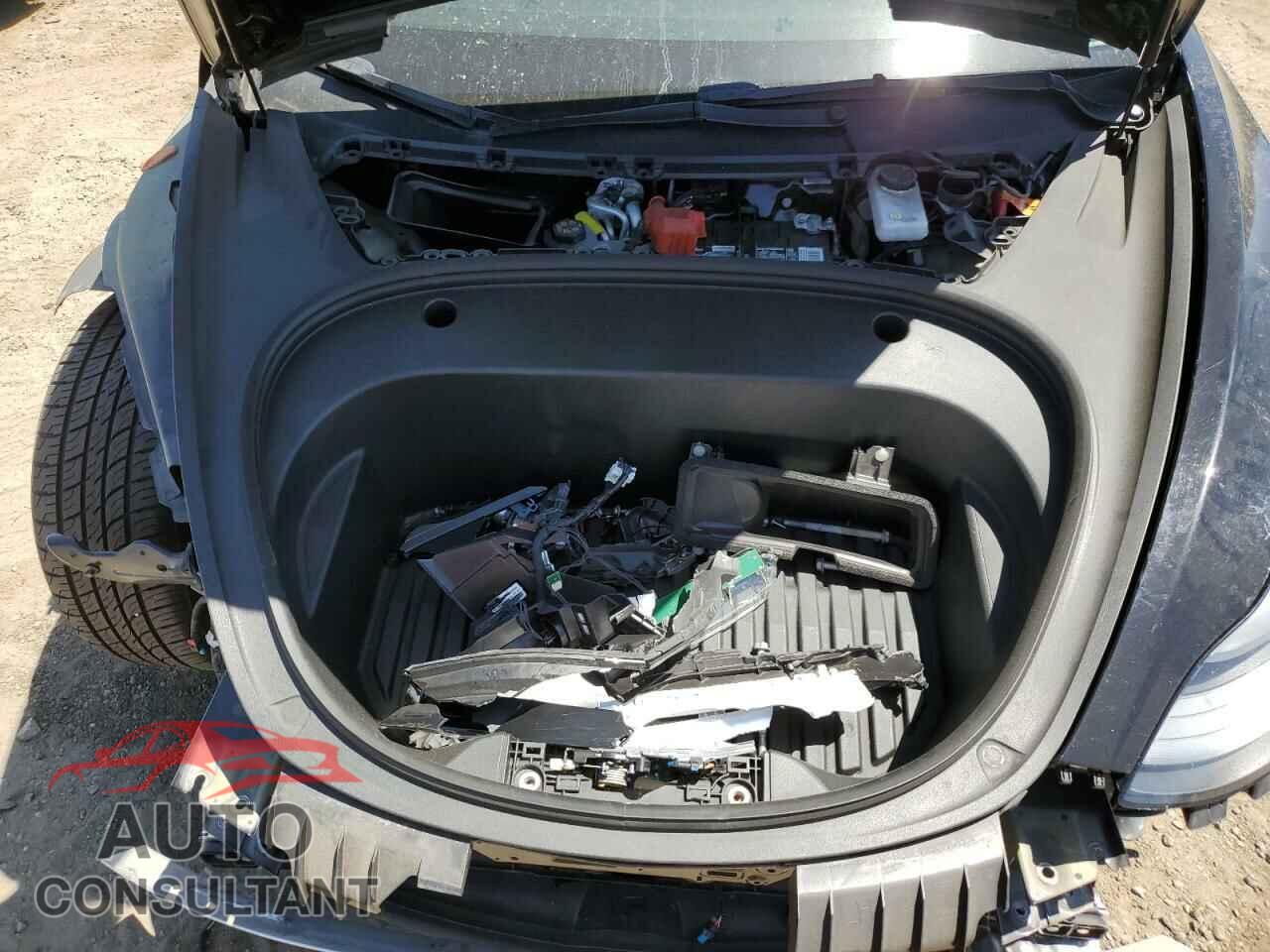 TESLA MODEL 3 2021 - 5YJ3E1EA2MF090698