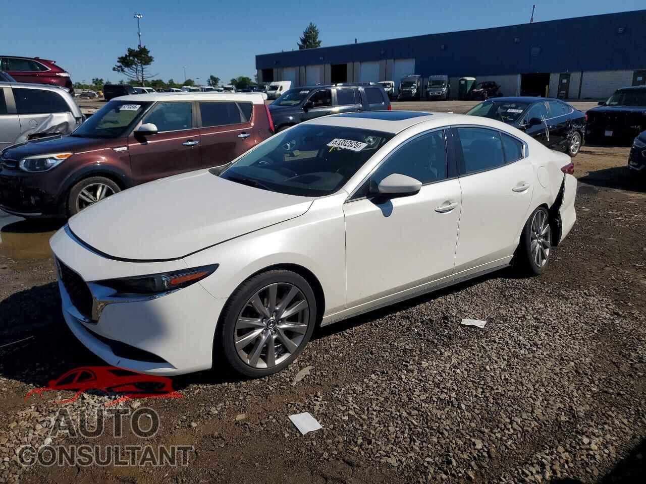 MAZDA 3 2019 - JM1BPBEM0K1131101
