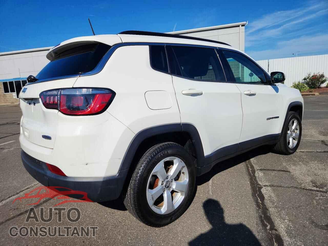 JEEP COMPASS 2019 - 3C4NJDBB0KT847552
