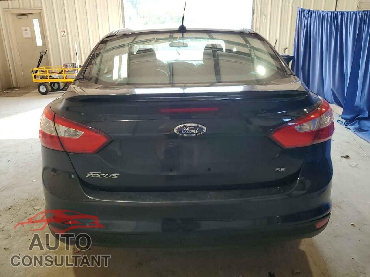 FORD FOCUS 2014 - 1FADP3F27EL175431