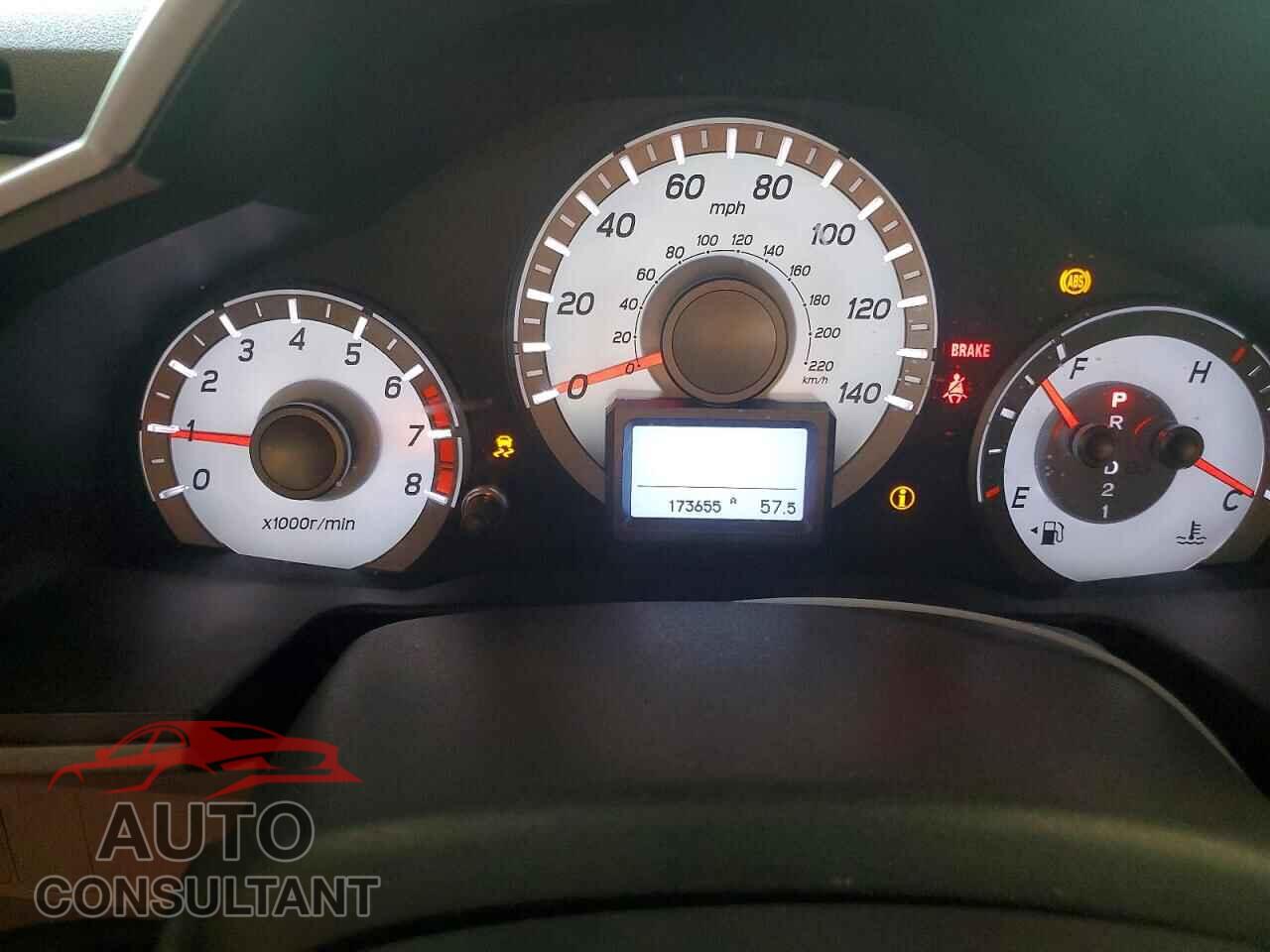 HONDA PILOT 2013 - 5FNYF3H96DB037938