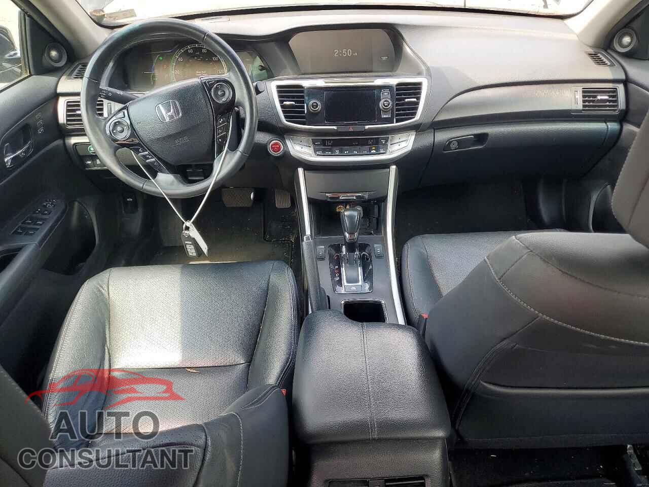 HONDA ACCORD 2015 - 1HGCR6F58FA014130