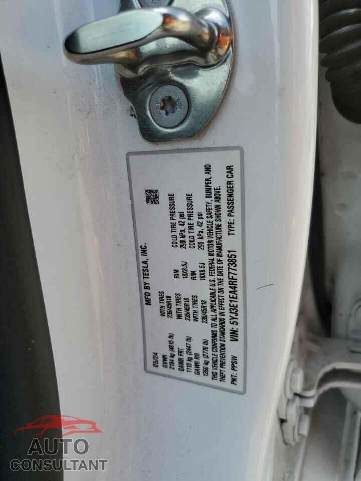 TESLA MODEL 3 2024 - 5YJ3E1EA4RF773851