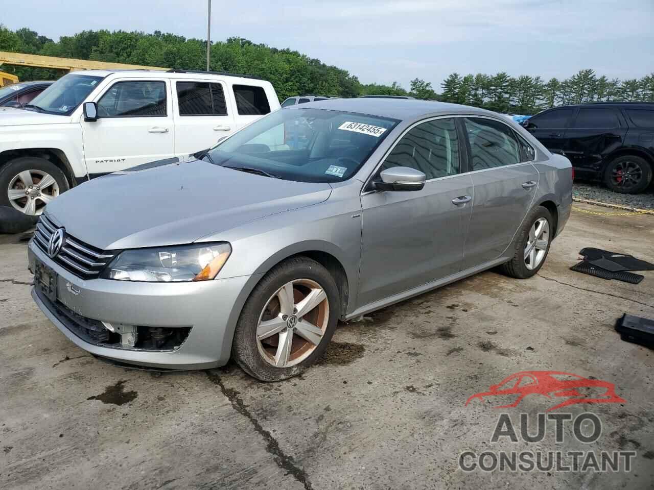 VOLKSWAGEN PASSAT 2014 - 1VWAT7A32EC022582