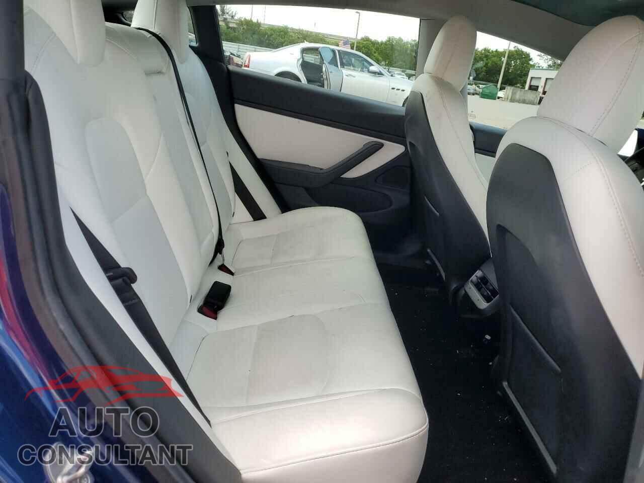 TESLA MODEL 3 2021 - 5YJ3E1EA0MF853849