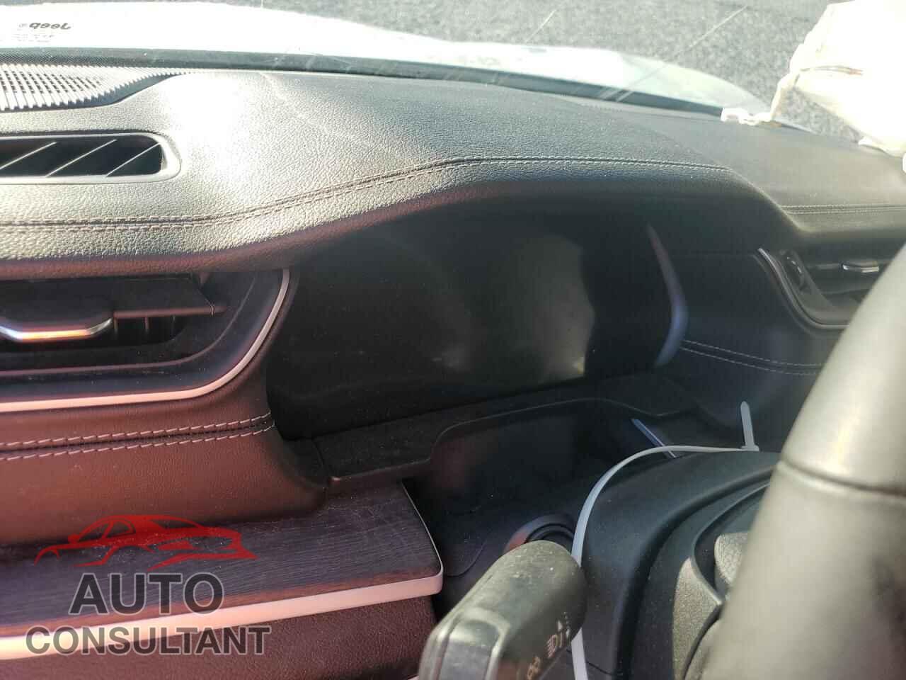 JEEP GRAND CHER 2023 - 1C4RJGBG4PC513039