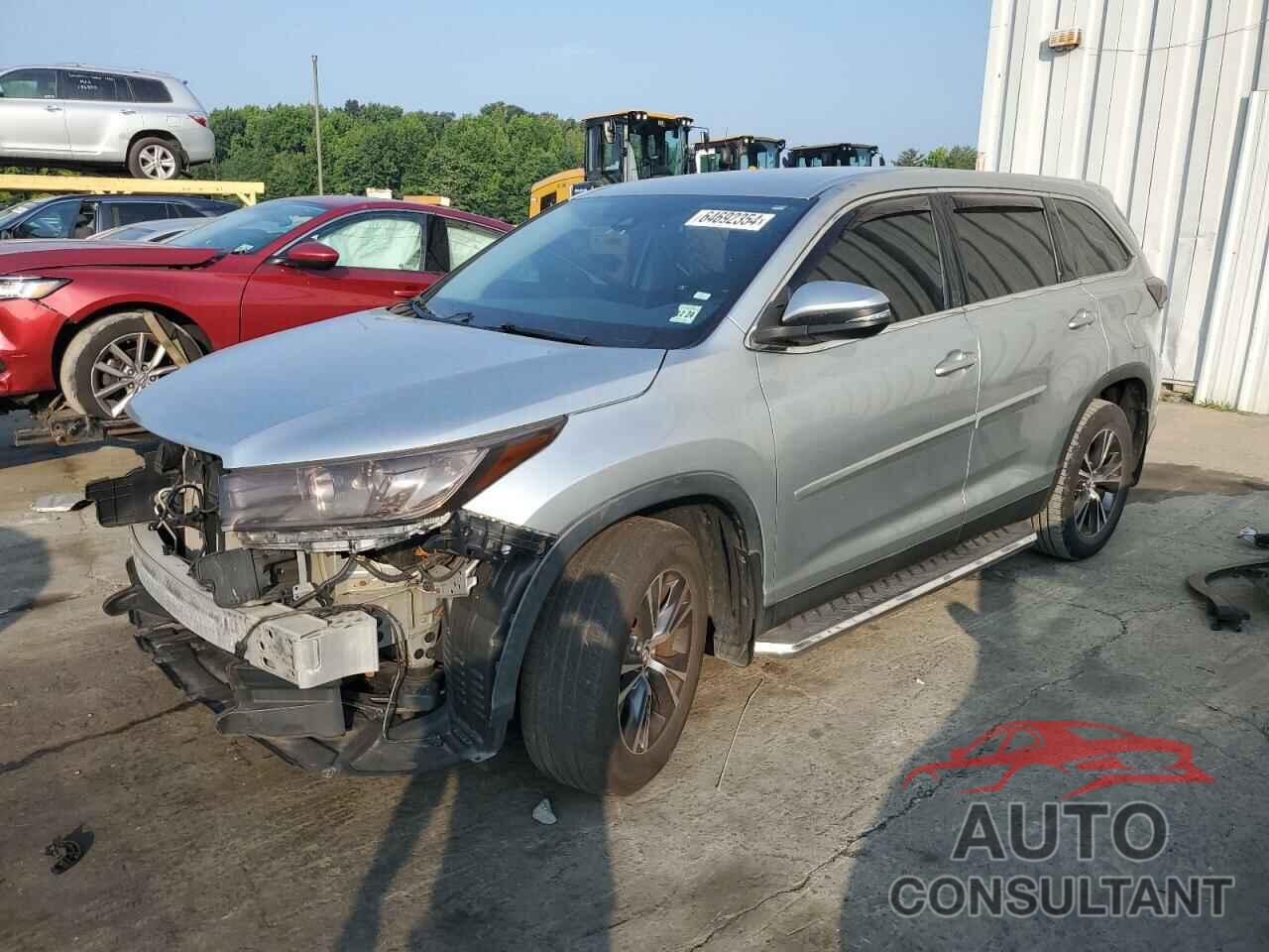 TOYOTA HIGHLANDER 2019 - 5TDZARFH8KS055673