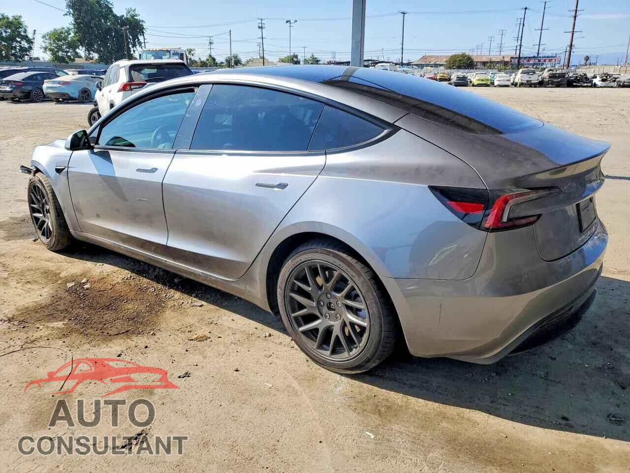 TESLA MODEL 3 2026 - 5YJ3E1EA9TF165850