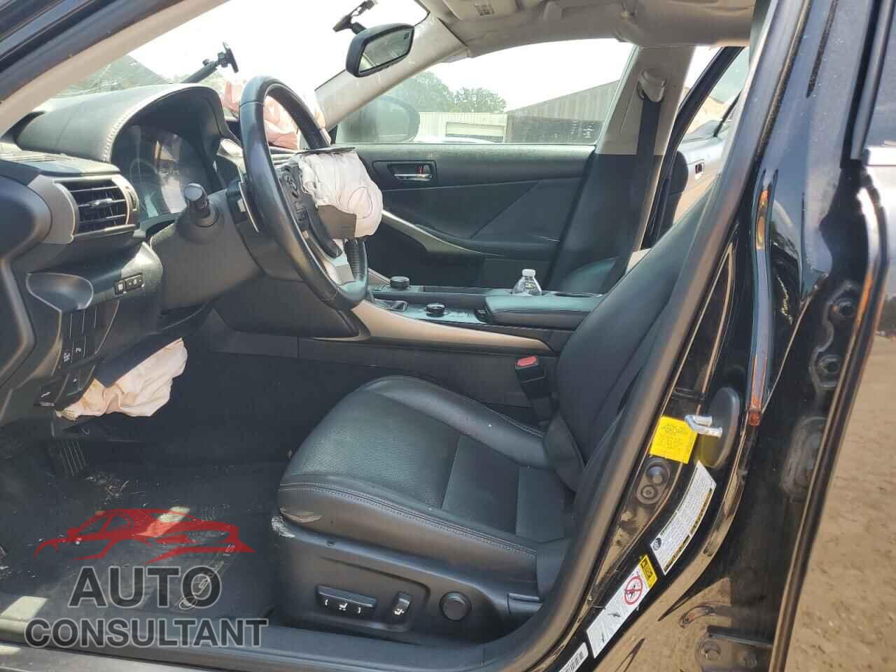 LEXUS IS 2014 - JTHBF1D24E5042334