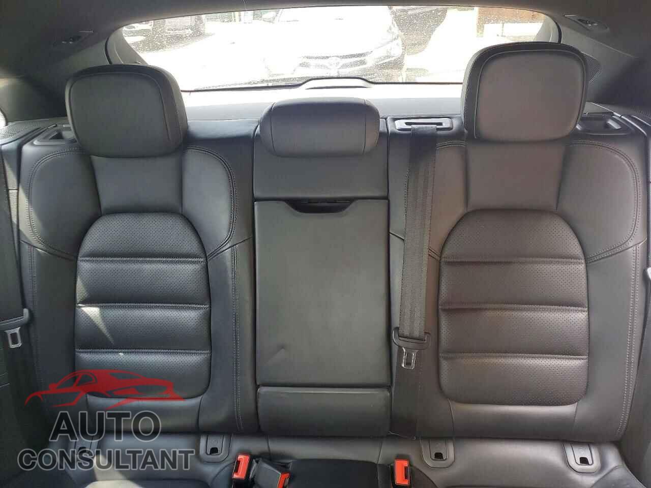 PORSCHE MACAN 2015 - WP1AB2A52FLB69804