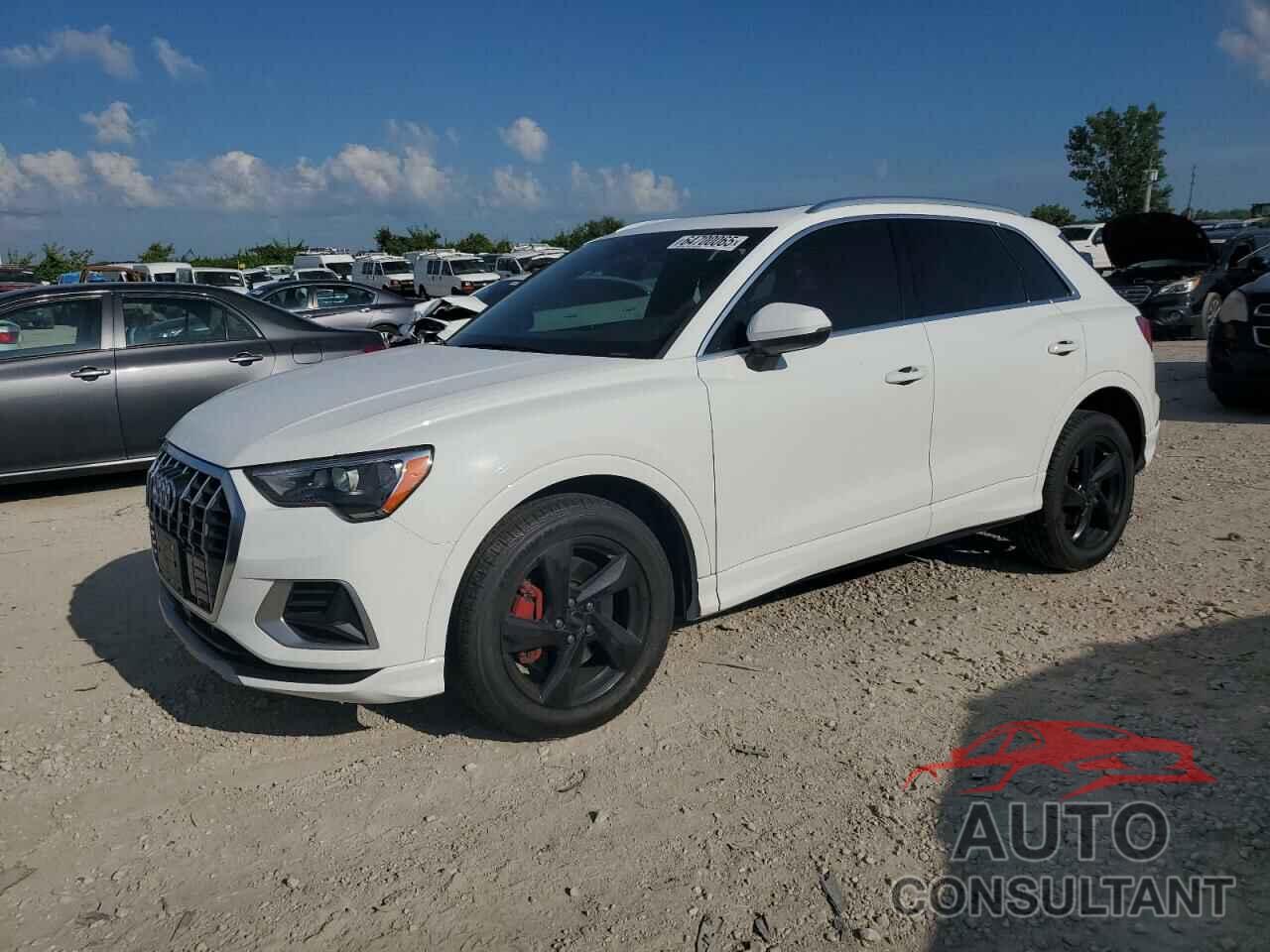 AUDI Q3 2019 - WA1AECF34K1076675