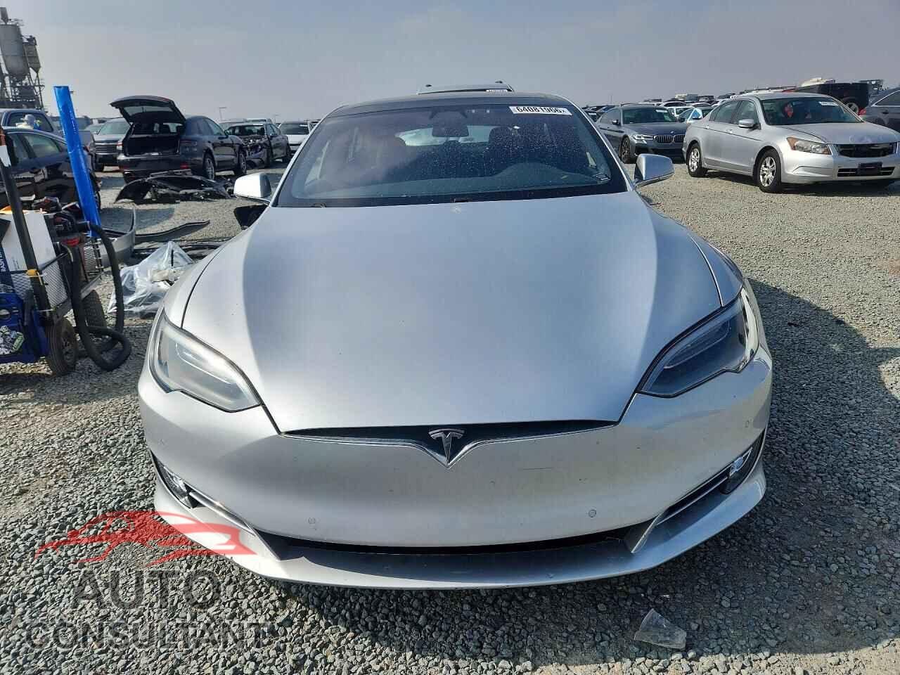 TESLA MODEL S 2018 - 5YJSA1E28JF269355