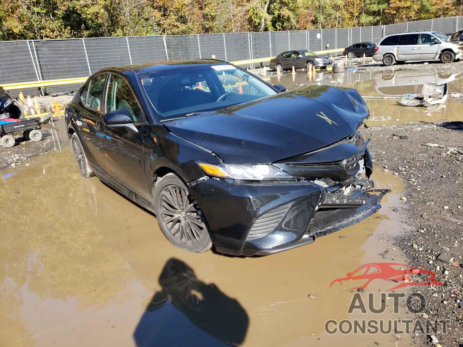 TOYOTA CAMRY 2018 - 4T1B11HK2JU621618