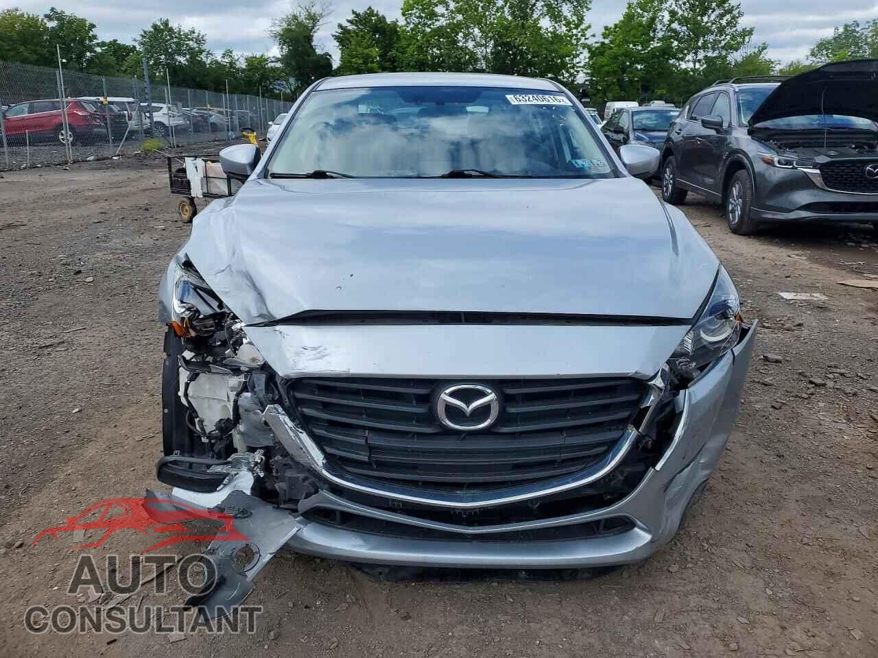 MAZDA 3 2017 - 3MZBN1U70HM135511