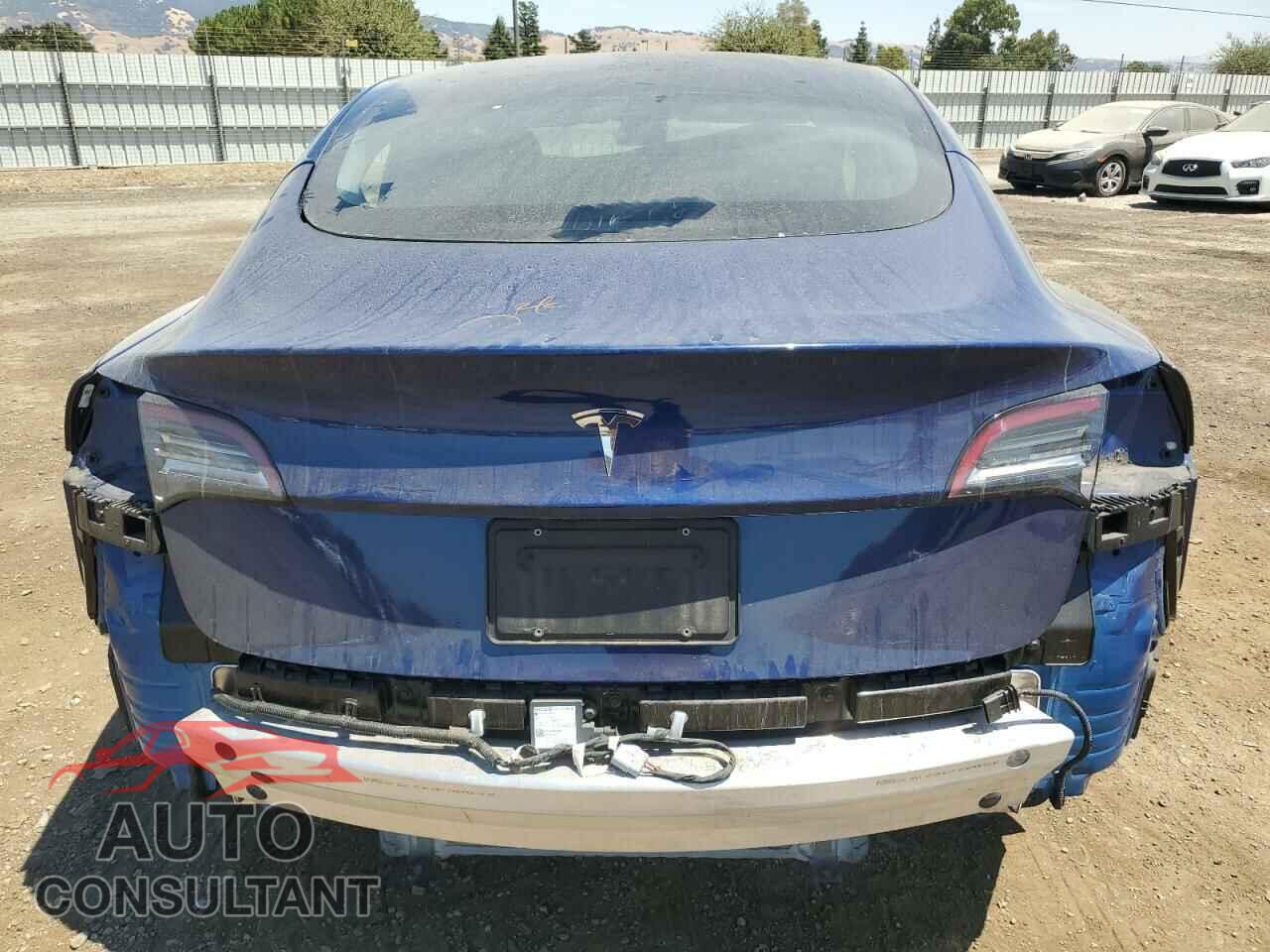 TESLA MODEL 3 2021 - 5YJ3E1EA8MF986231
