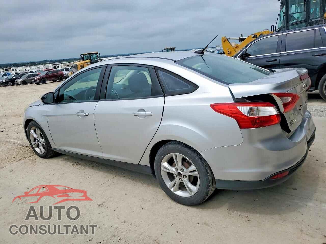 FORD FOCUS 2014 - 1FADP3F28EL323022