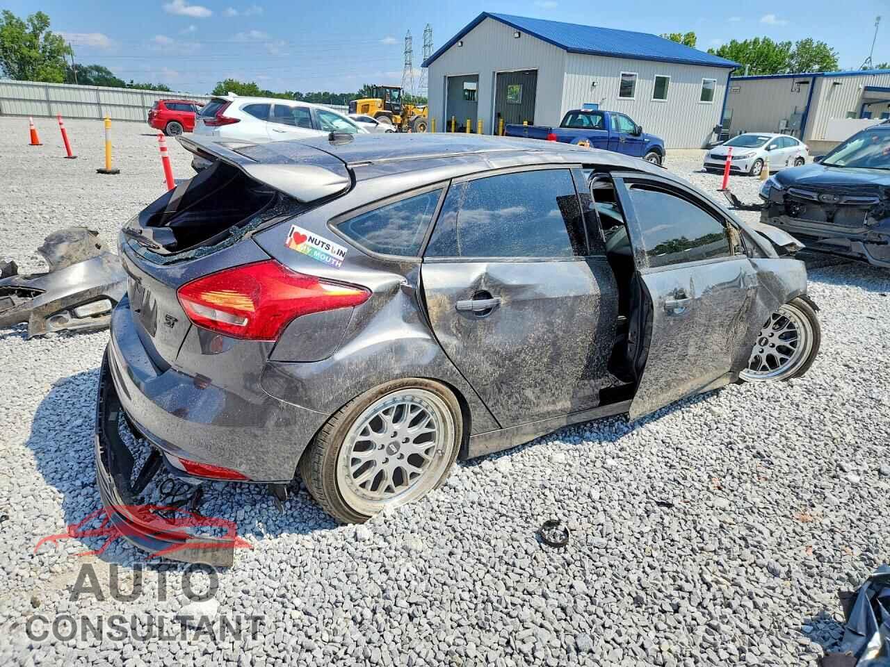 FORD FOCUS 2016 - 1FADP3L90GL226949
