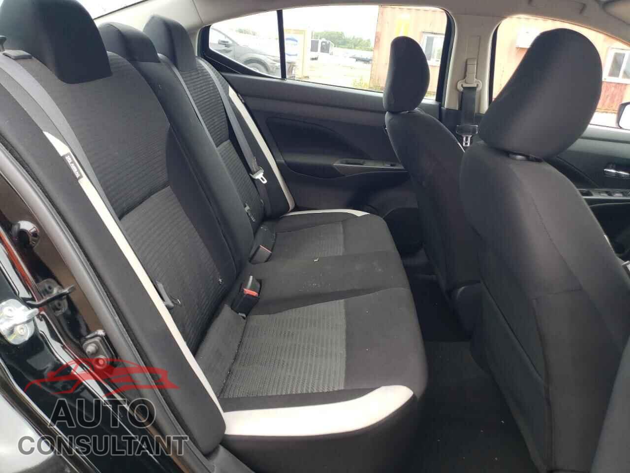NISSAN VERSA 2021 - 3N1CN8EV4ML924549