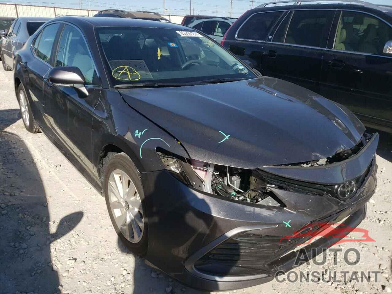 TOYOTA CAMRY 2021 - 4T1R11AK6MU576390