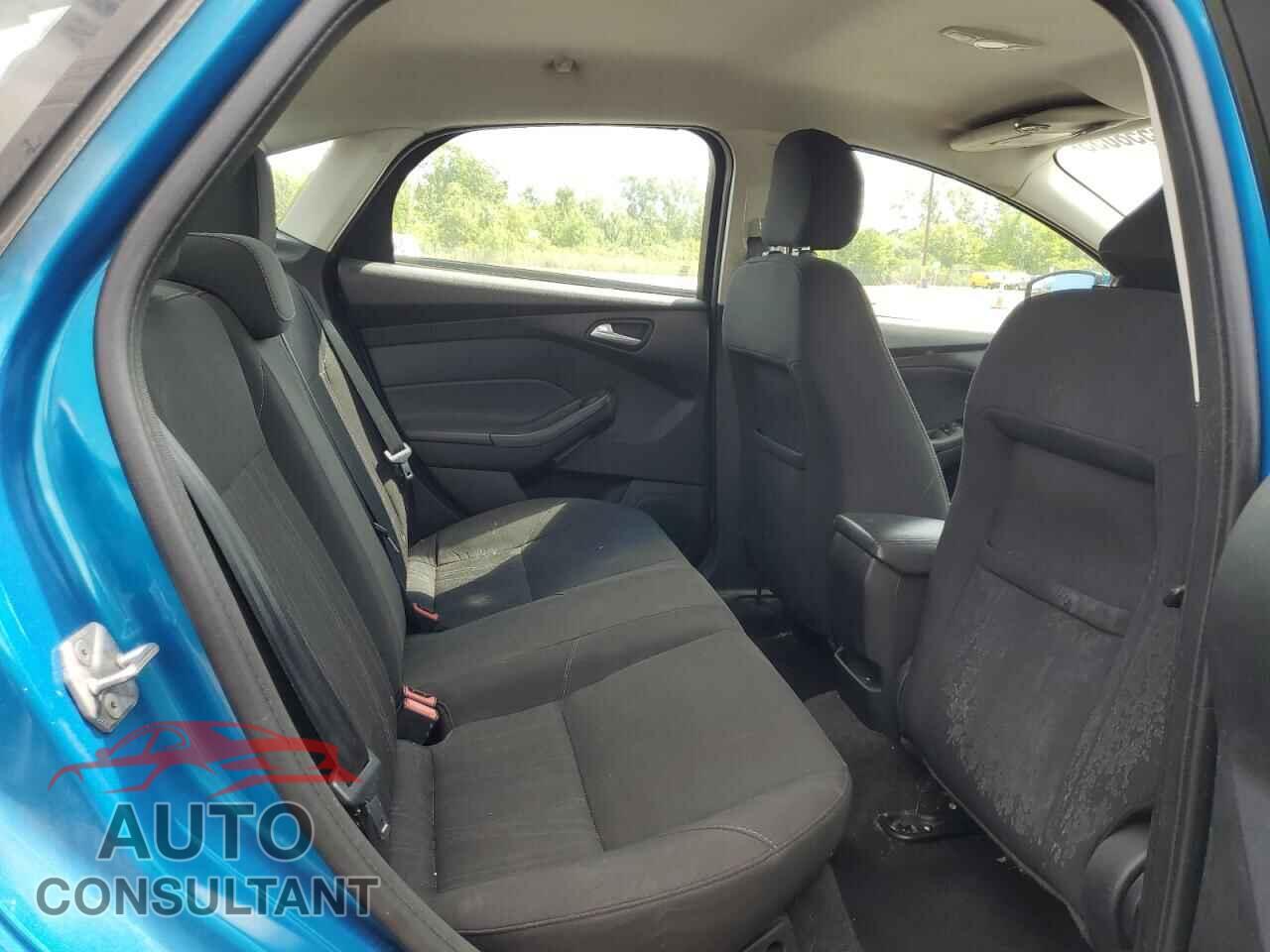 FORD FOCUS 2016 - 1FADP3F22GL359291