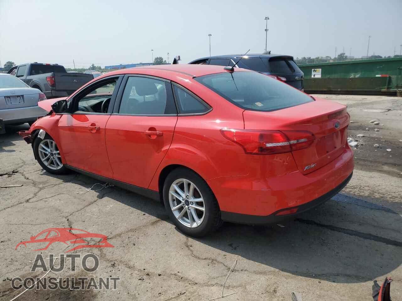 FORD FOCUS 2015 - 1FADP3F29FL371744