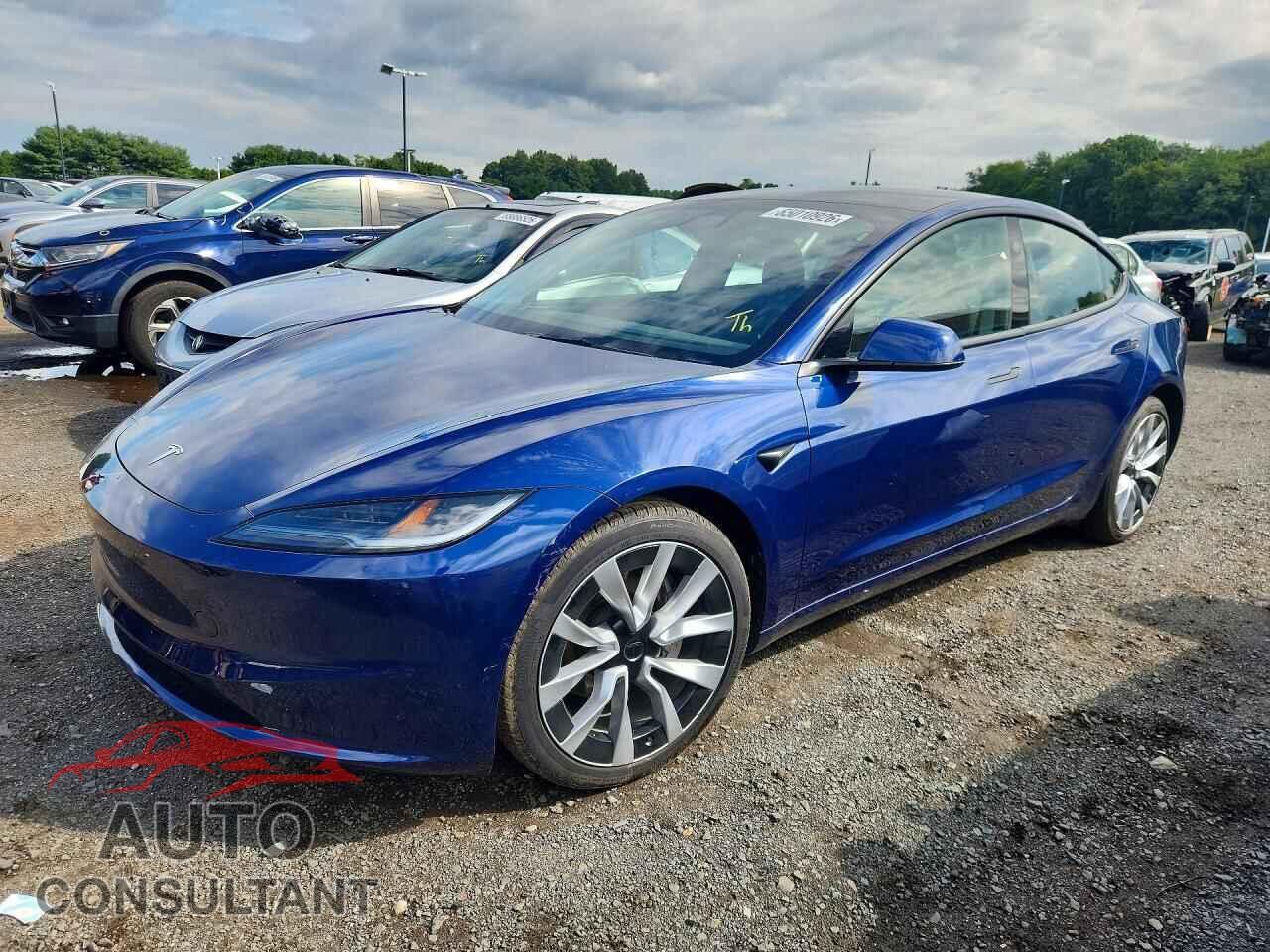 TESLA MODEL 3 2024 - 5YJ3E1EB2RF769354