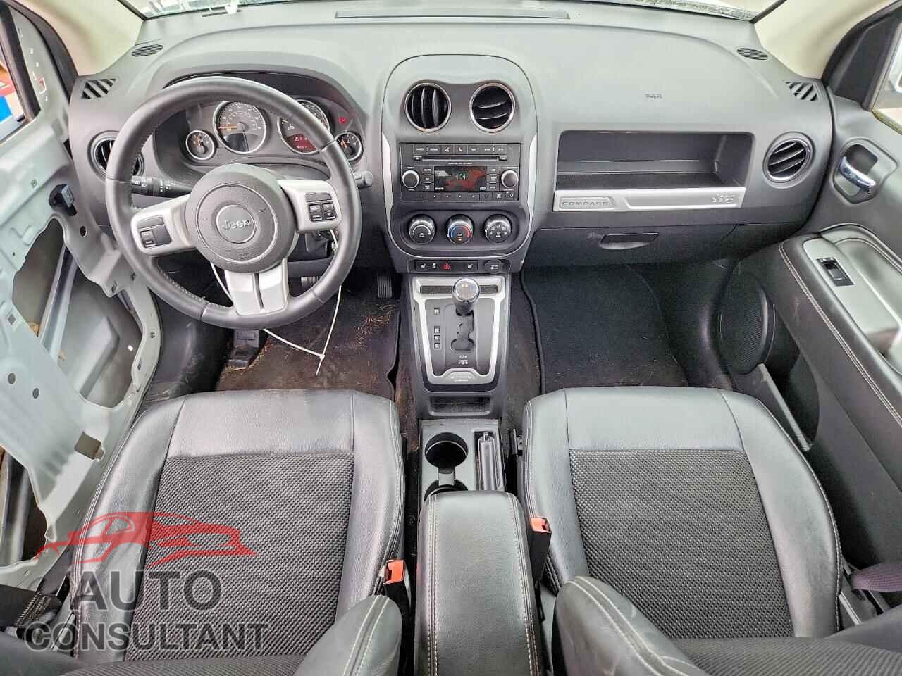 JEEP COMPASS 2015 - 1C4NJDEB8FD333410