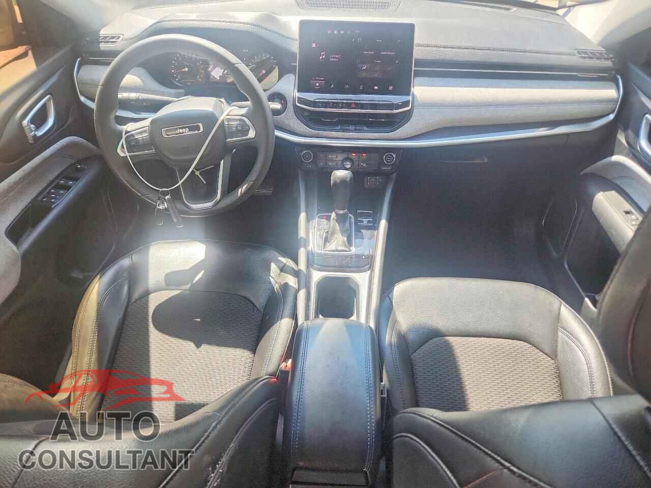 JEEP COMPASS 2022 - 3C4NJCBB1NT235049